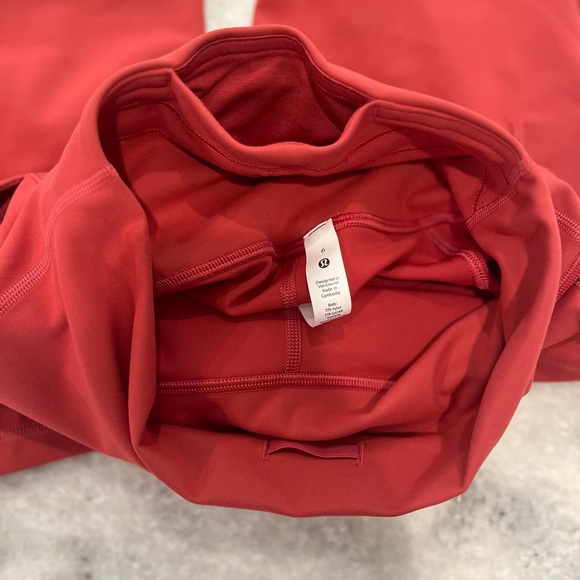 Wunder Train High-Rise Tight With Pockets - Picture 6 of 7